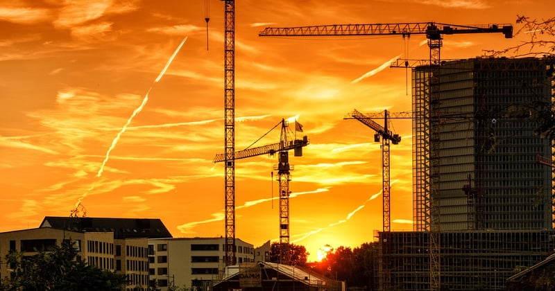 Camion grue : comment bien le choisir et le louer au meilleur prix