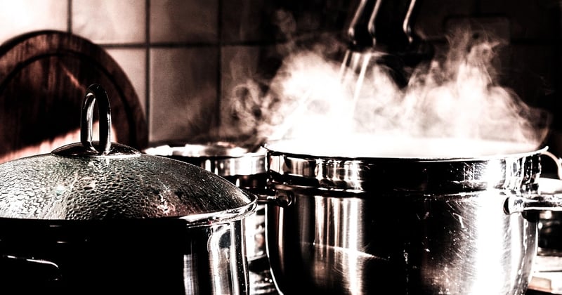 Marmite inox : pourquoi elle est indispensable pour une cuisine saine et durable
