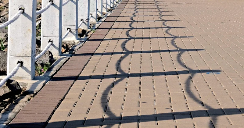 Poser des poteaux béton : la méthode qui tient
