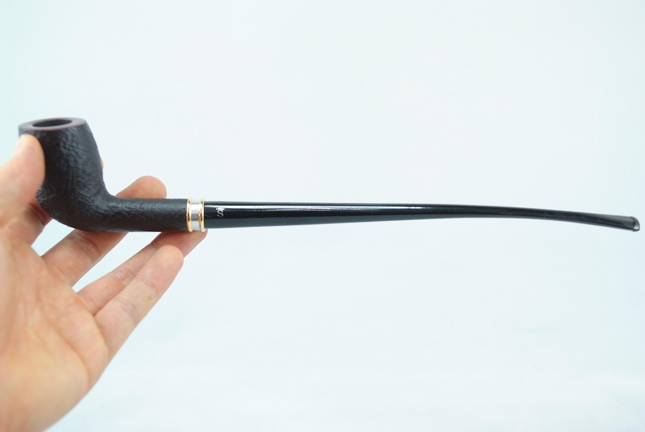 découvrez comment identifier et résoudre les problèmes de tuyaux bruyants pour un confort optimal dans votre maison.